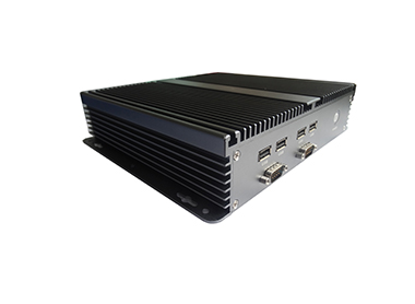 MIS-ITX06侧面.jpg